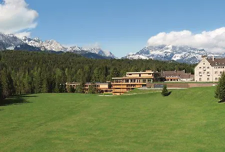 Kranzbach Hotel 4*